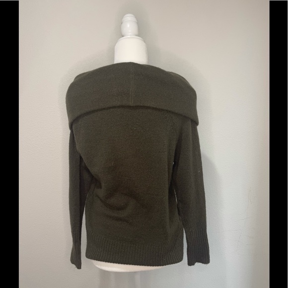 Express sweater - Picture 2 of 4